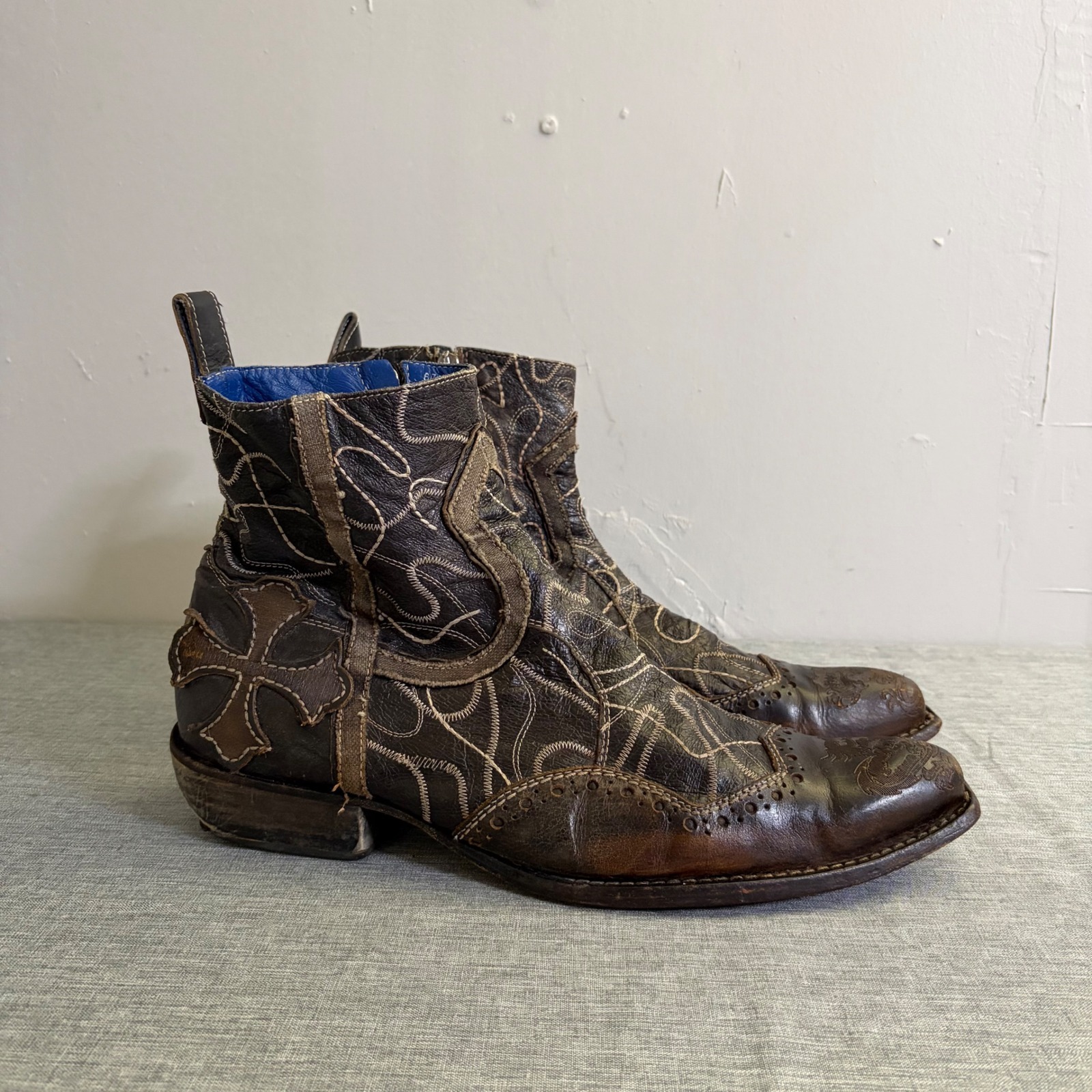 Mark Nason Boots Mens 11 Brown Rock Lir Italian Leather Cross Embroidered Ankle